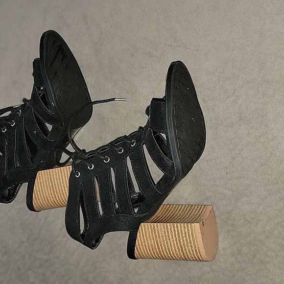 Womens Open Toe Shoe - Picture 5 of 5